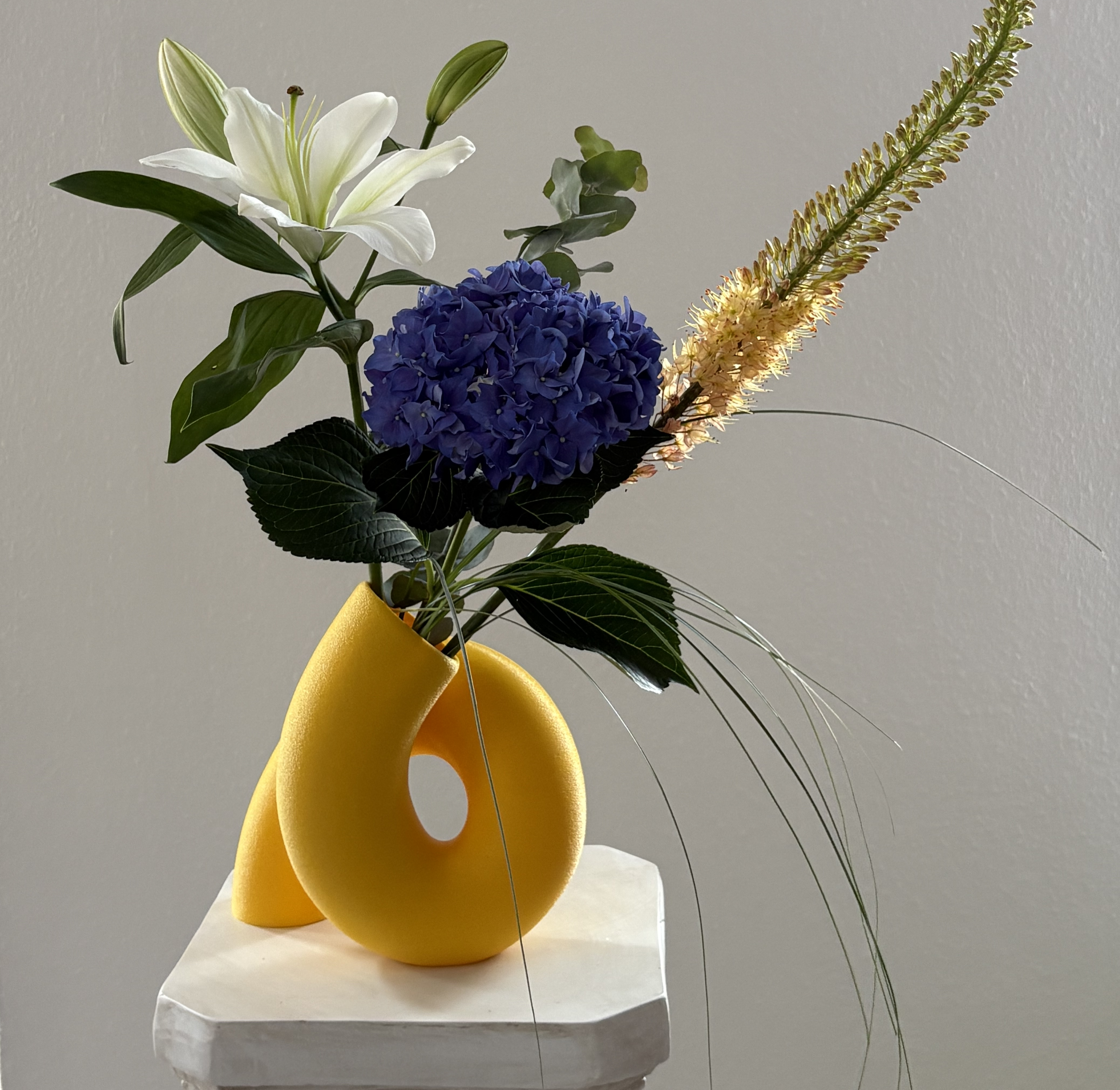 'Snail' Designer Vase